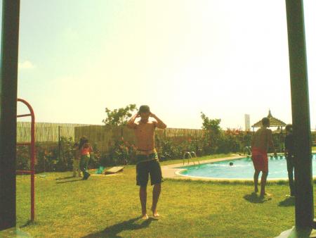 moi a la piscine